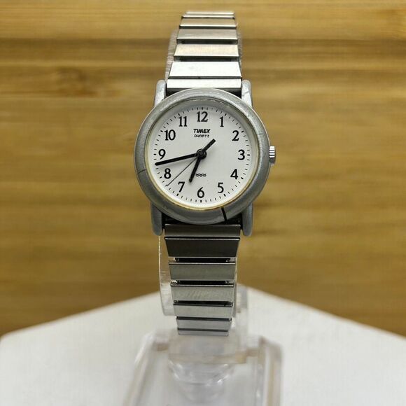 Timex Womens Watch 25mm Silver Tone Case and Expansion Band Bin X - Picture 2 of 4